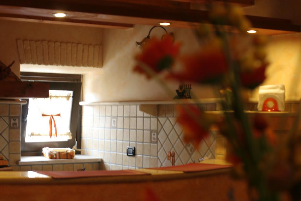 Alla Corte Dei Ventimiglia Montelepre الغرفة الصورة