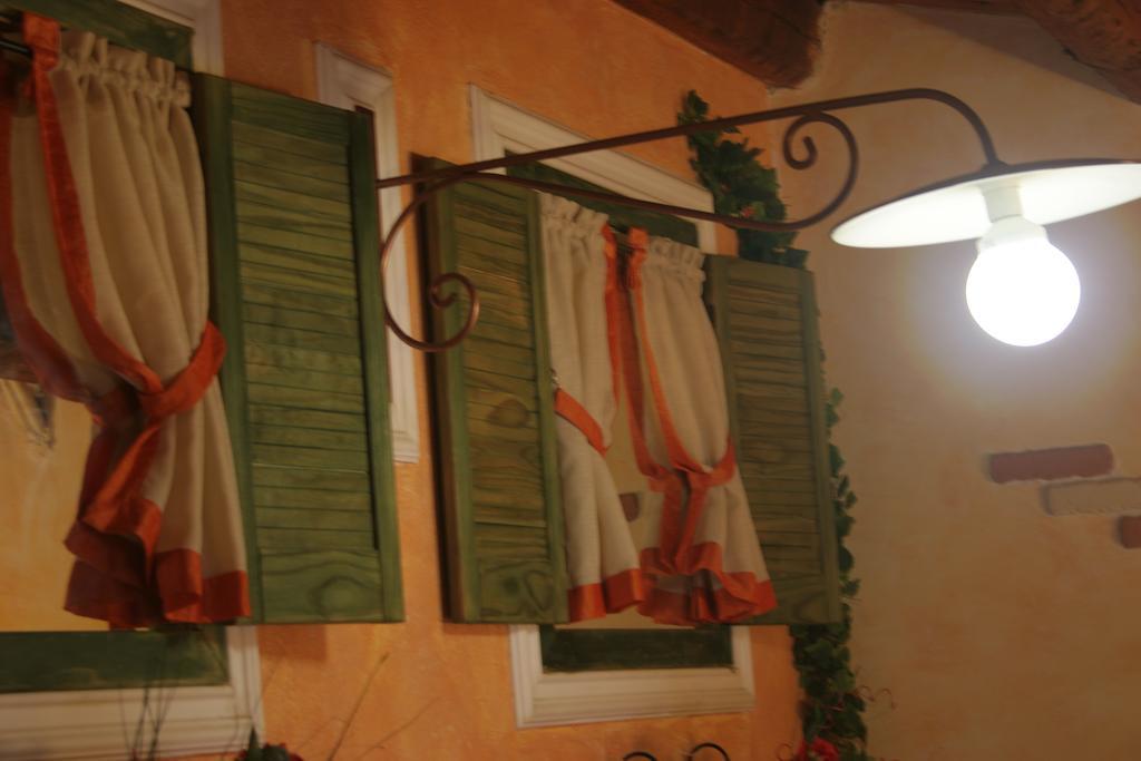 Alla Corte Dei Ventimiglia Montelepre المظهر الخارجي الصورة