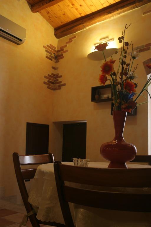 Alla Corte Dei Ventimiglia Montelepre المظهر الخارجي الصورة